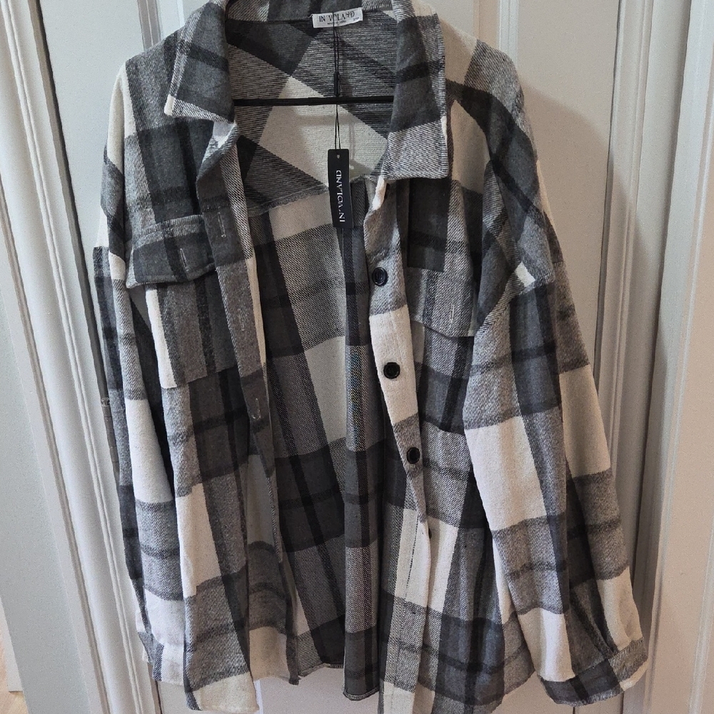 Women's Plaid Utility Jacket - Black and White